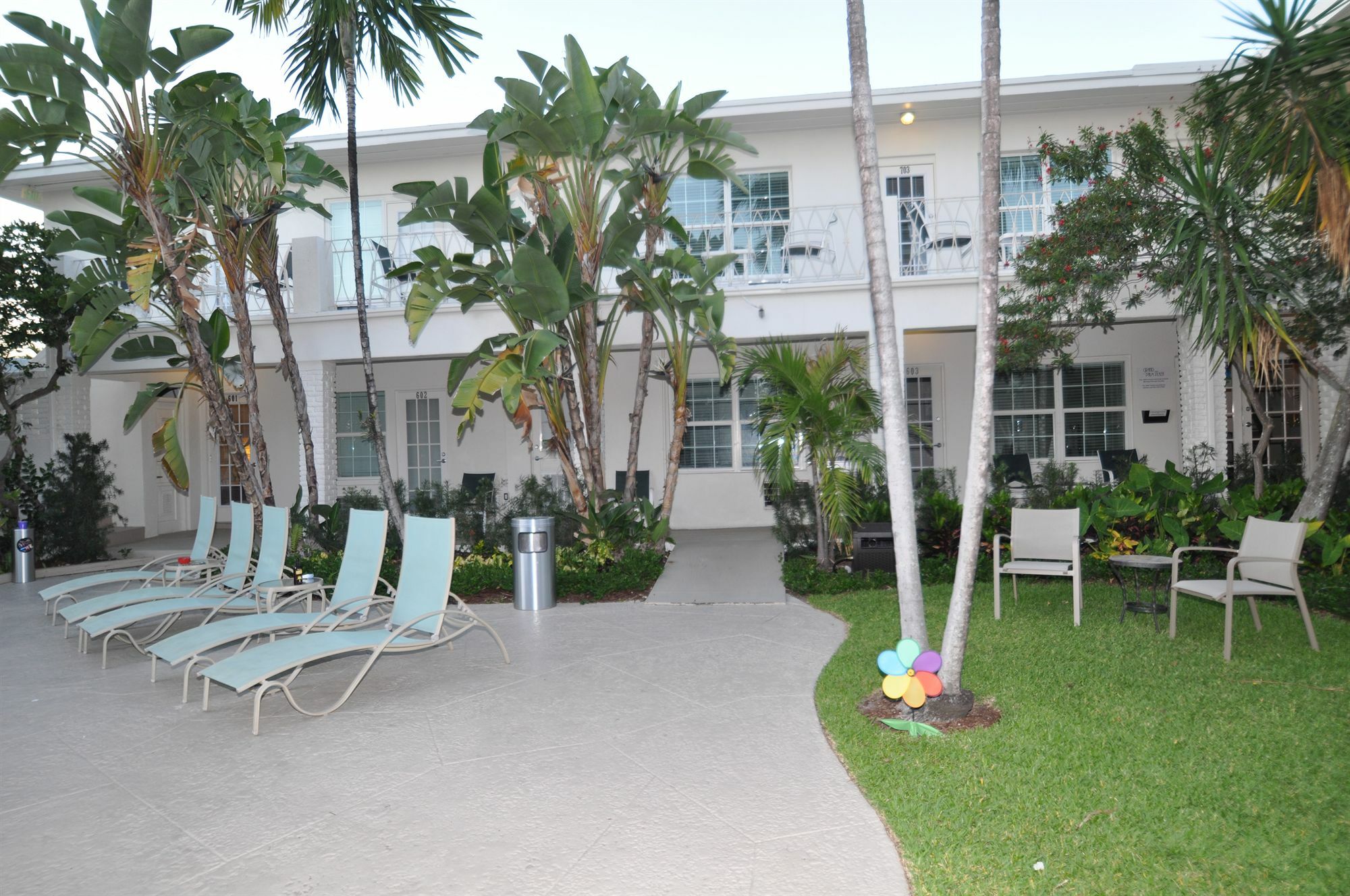 Grand Palm Plaza Hotel Fort Lauderdale Ngoại thất bức ảnh